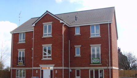 Station Close