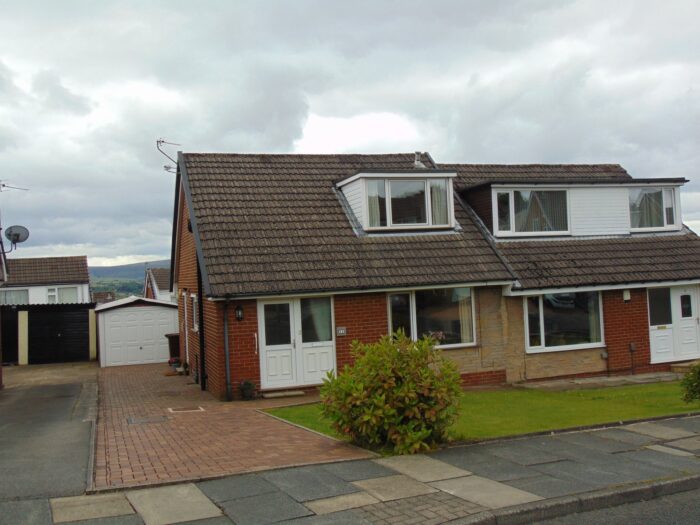 Westbury Close, Burnley JonSimon Estate Agents