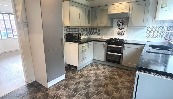 Rossall Avenue, Radcliffe