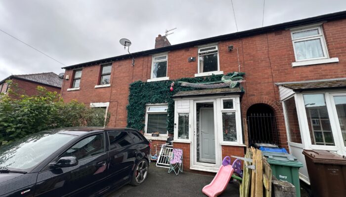 Polefield Circle, Prestwich