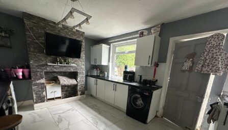 Polefield Circle, Prestwich
