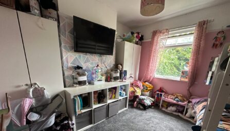Polefield Circle, Prestwich