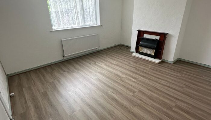 The Crescent, Irlam