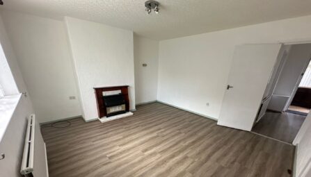 The Crescent, Irlam