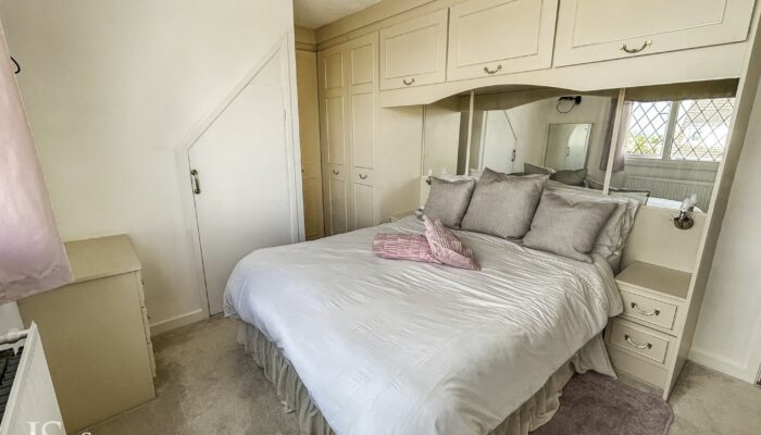 Alcester Close, Walshaw