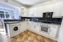 Alcester Close, Walshaw