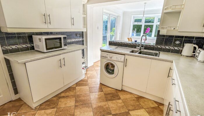Alcester Close, Walshaw