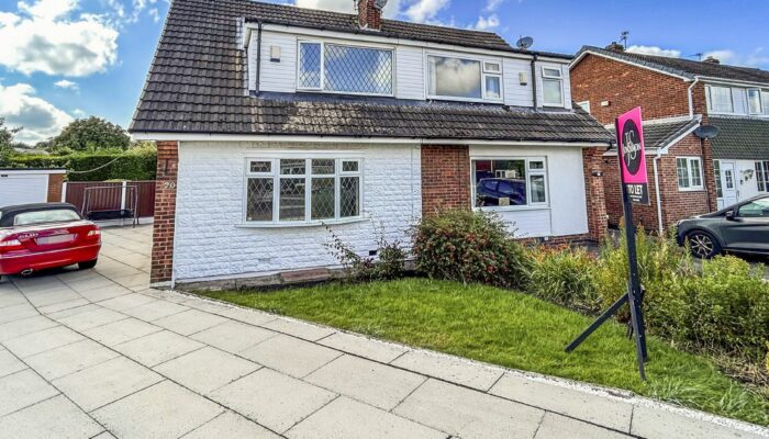 Alcester Close, Walshaw