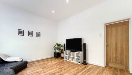Bank Street, Walshaw