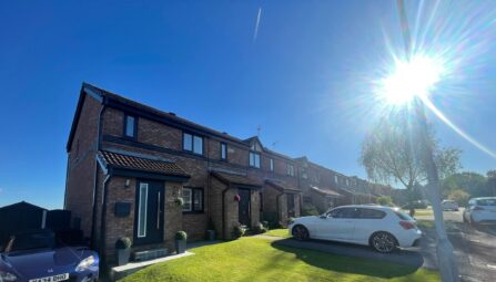 Warwick Road, Radcliffe