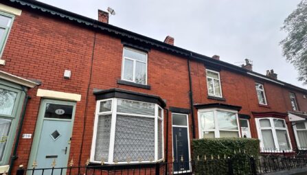Turks Road, Radcliffe
