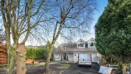 Tor Avenue, Greenmount