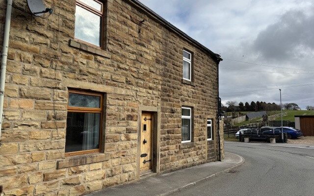 Halifax Road, Briercliffe