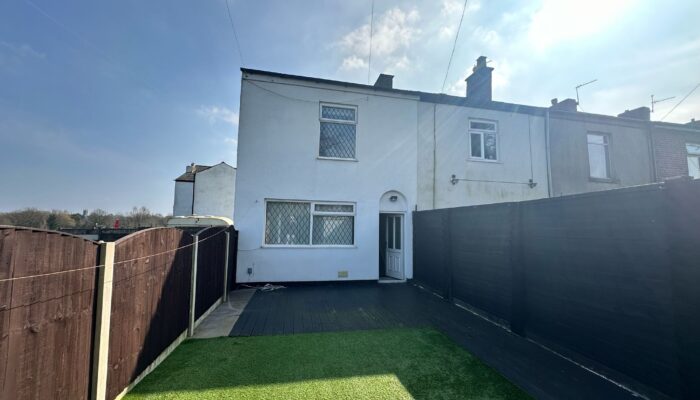 Oak Street, Radcliffe