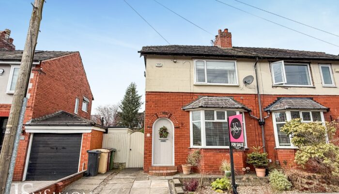 Poplar Avenue, Bradshaw