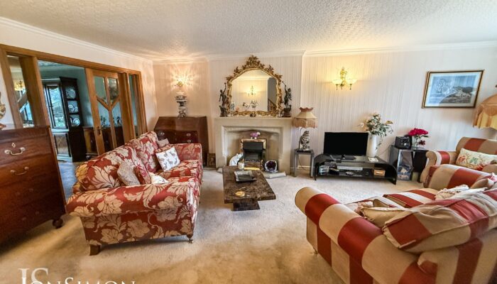 Larkfield Close, Greenmount