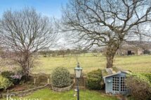 Larkfield Close, Greenmount