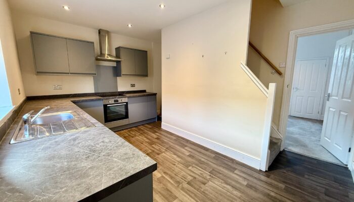 Bolton Road, Hawkshaw