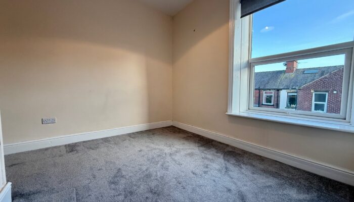 Bolton Road, Hawkshaw