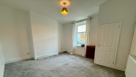 Bolton Road, Hawkshaw