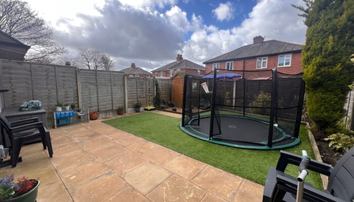 Clyde Terrace, Radcliffe