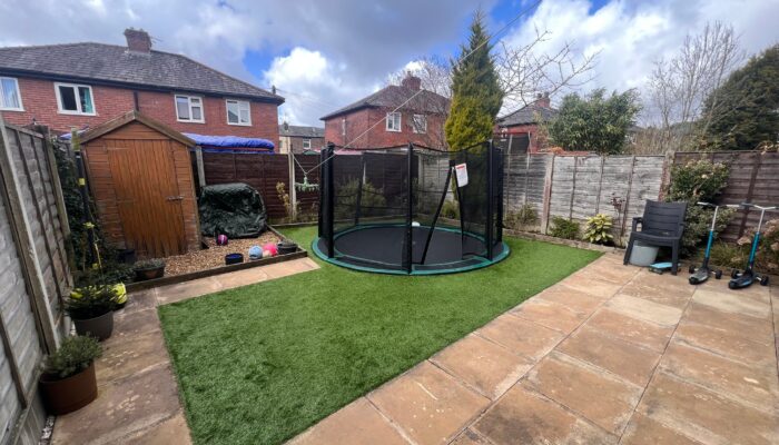 Clyde Terrace, Radcliffe