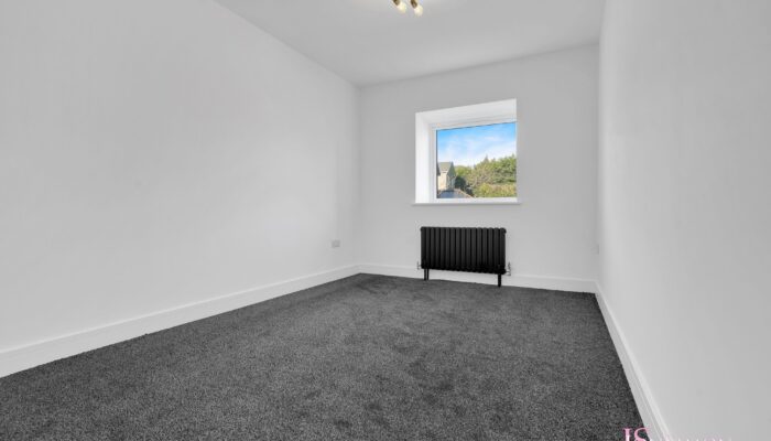 Deerplay Apartments, Heald Lane