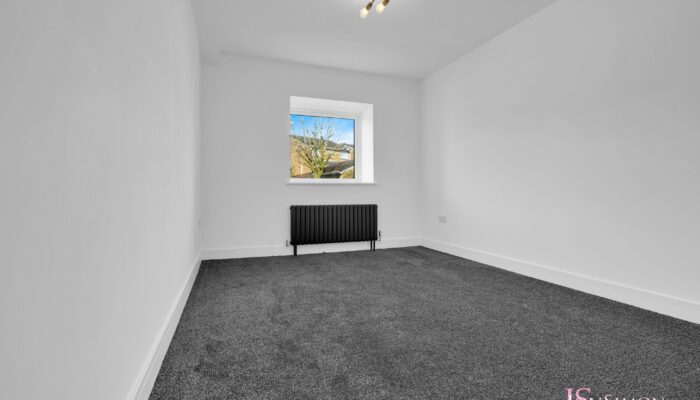 Deerplay Apartments, Heald Lane