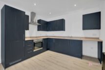 Deerplay Apartments, Heald Lane