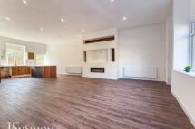 Hall Street, Walshaw