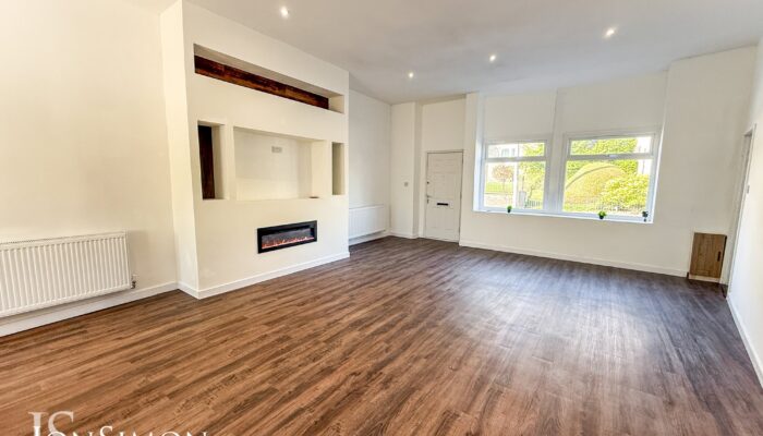 Hall Street, Walshaw