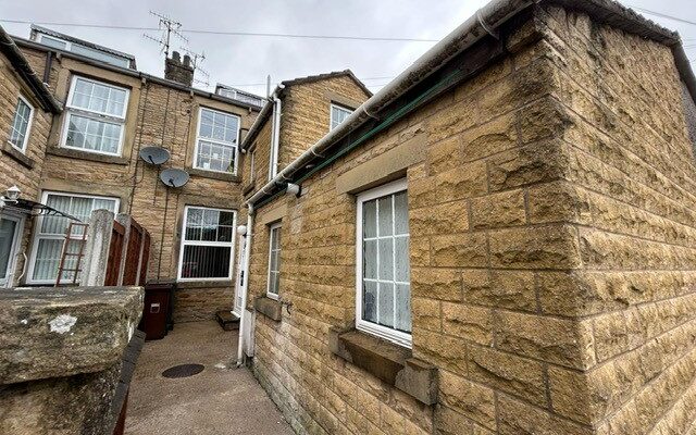 Victoria Road, Earby