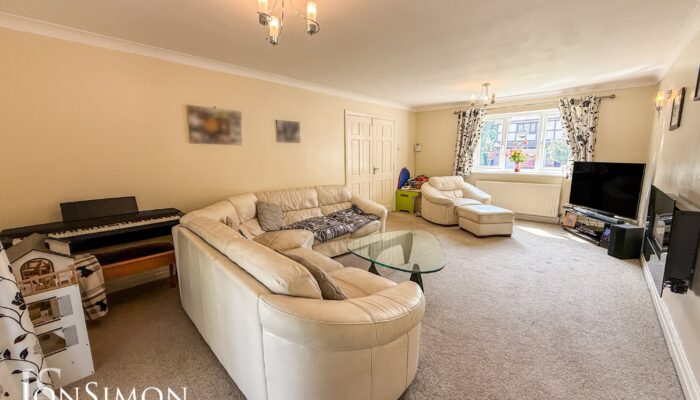 Henwick Hall Avenue, Ramsbottom
