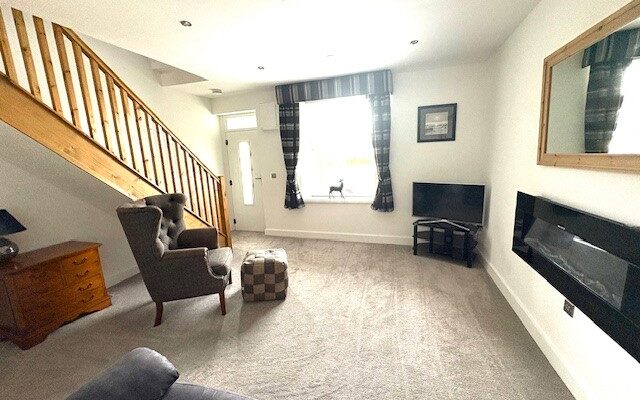 Lane End, Hapton