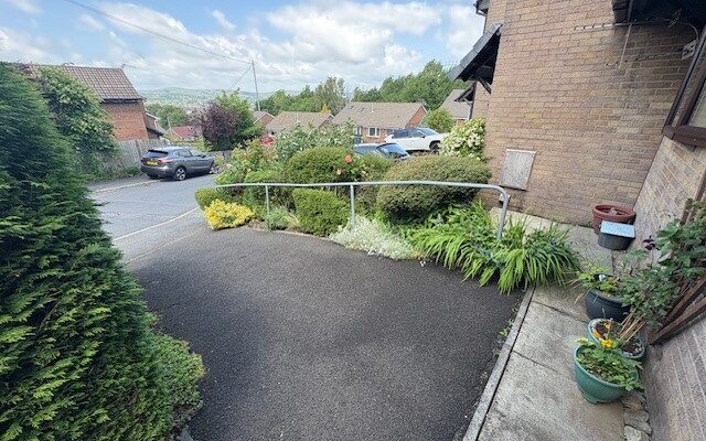 Kelswick Drive