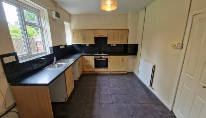 Cambrai Crescent