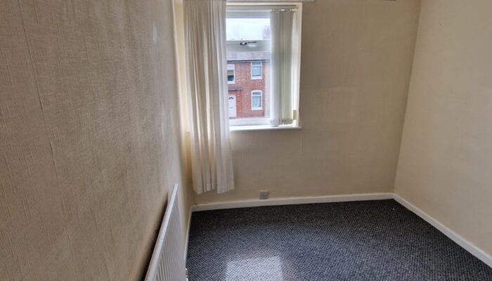 Cambrai Crescent