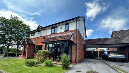 Vale Edge, Radcliffe
