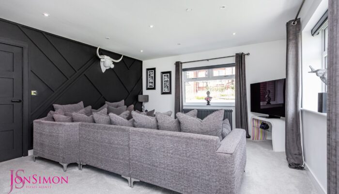 Knowsley Road, Ainsworth