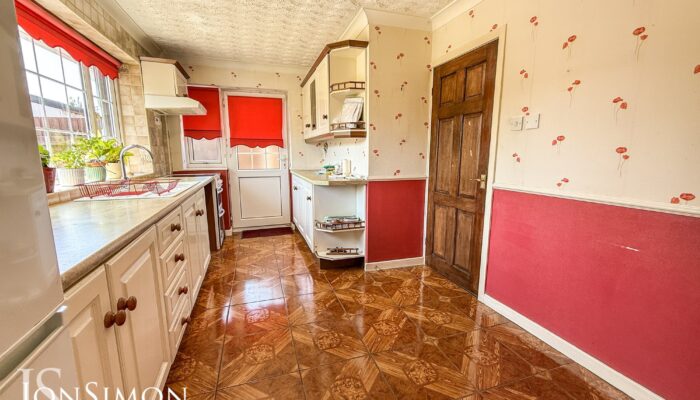 Mendip Crescent, Walshaw