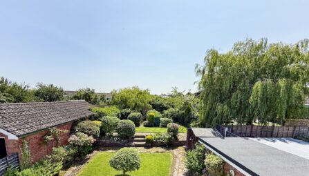 Mendip Crescent, Walshaw