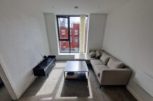 Wharf End, Trafford Park