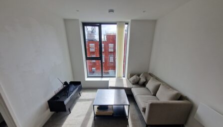 Wharf End, Trafford Park