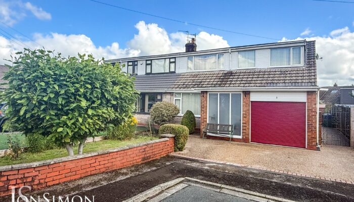 Dover Close, Greenmount