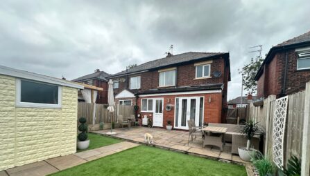 Turks Road, Radcliffe