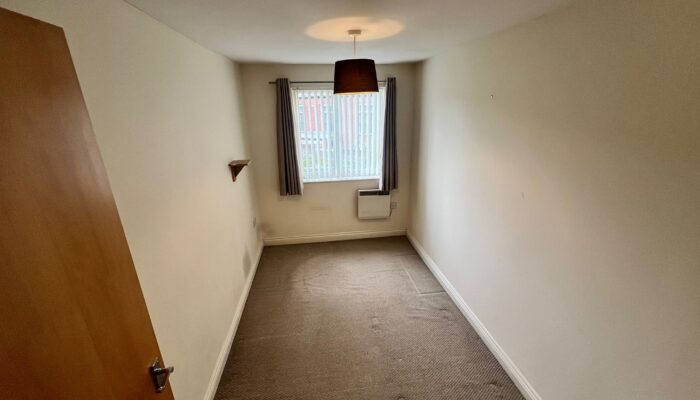 18 New Road
