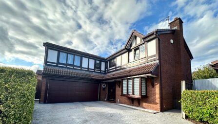 Saltram Close, Radcliffe