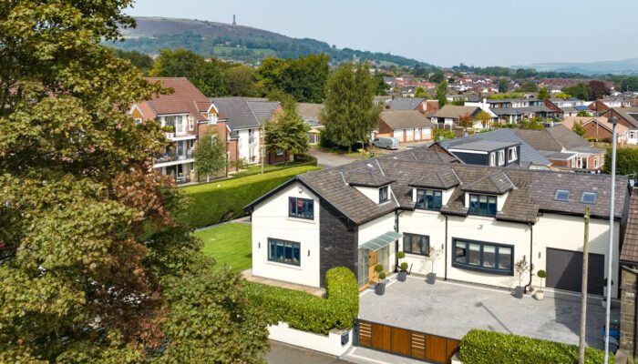 Brandlesholme Road, Greenmount