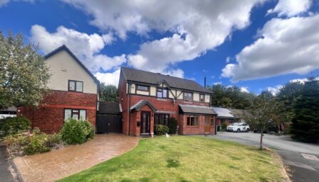 Vale Edge, Radcliffe