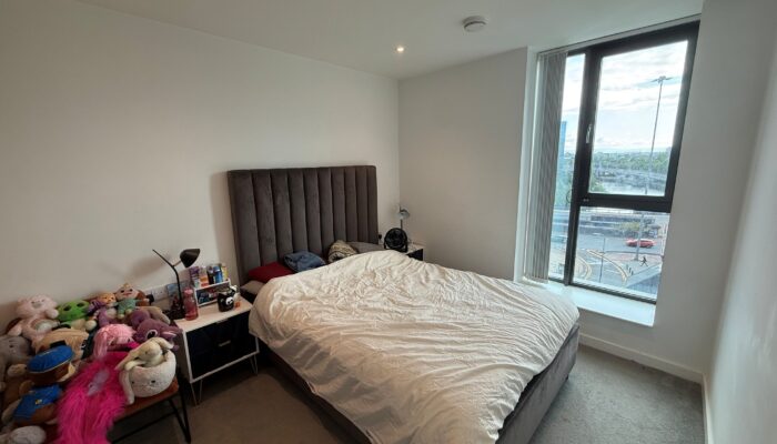 Wharf End, Trafford Park